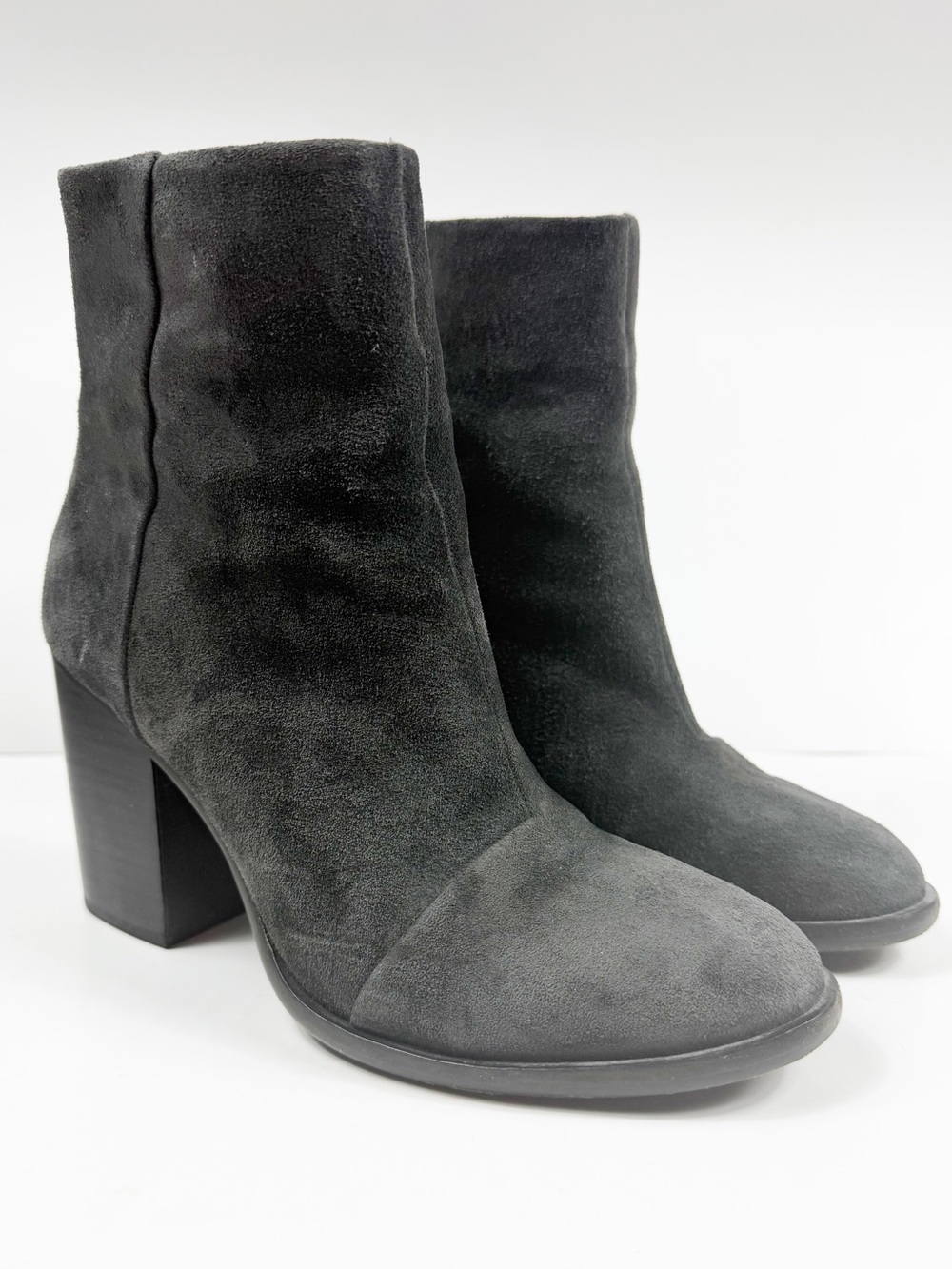 Rag & Bone Gray Ashby Suede Ankle Booties Size 38 7.5